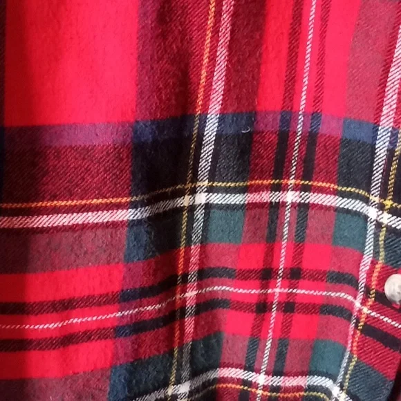 Old Navy flanel - Picture 3 of 9